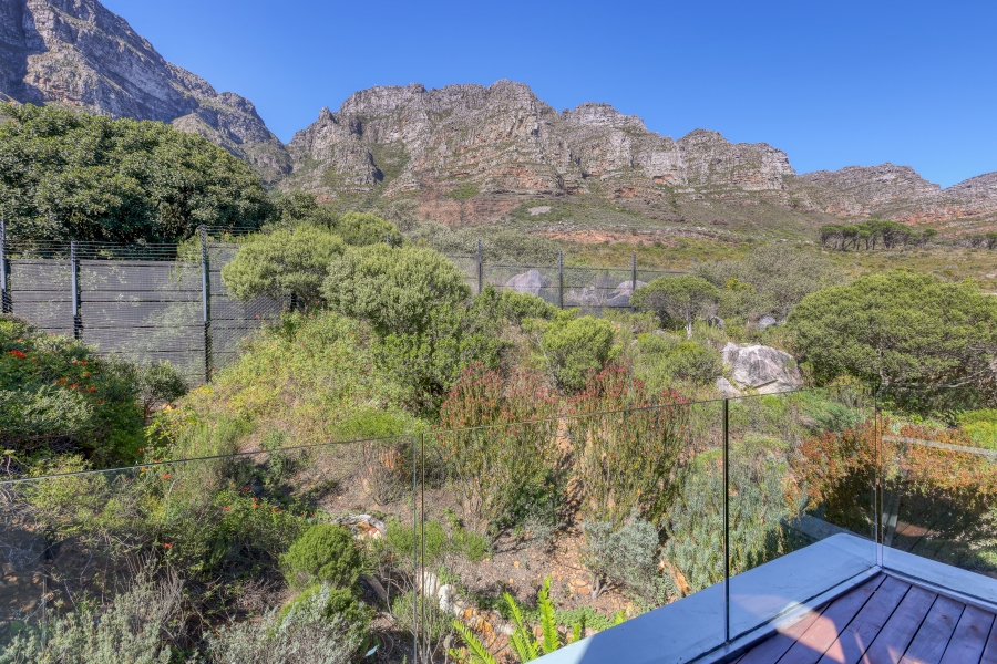 5 Bedroom Property for Sale in Camps Bay Western Cape